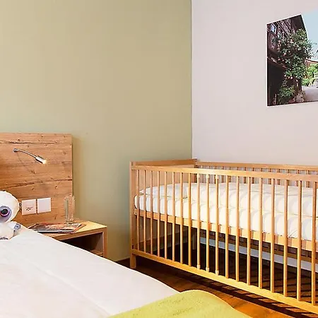 Sleeps 4 Wifi 公寓